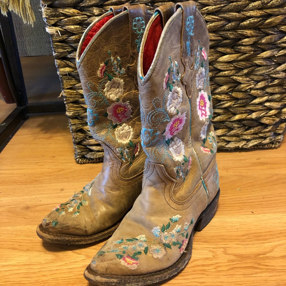 Macie Bean Boots - Size 11